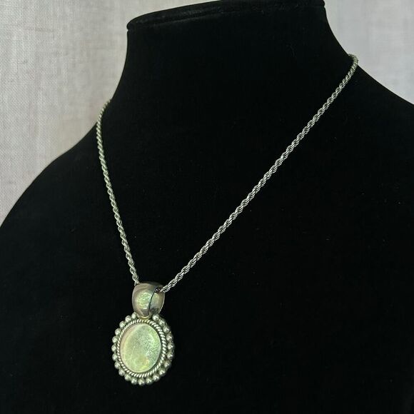 Vintage 925 Sterling Silver Necklace With 1.5” Circle Pendant for Carving - Picture 7 of 7